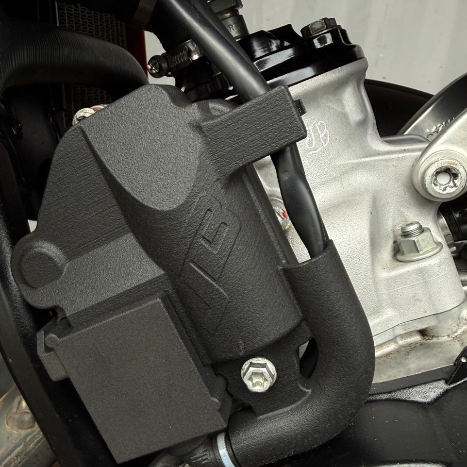 Powervalve Servo Cover mit Steckerschutz